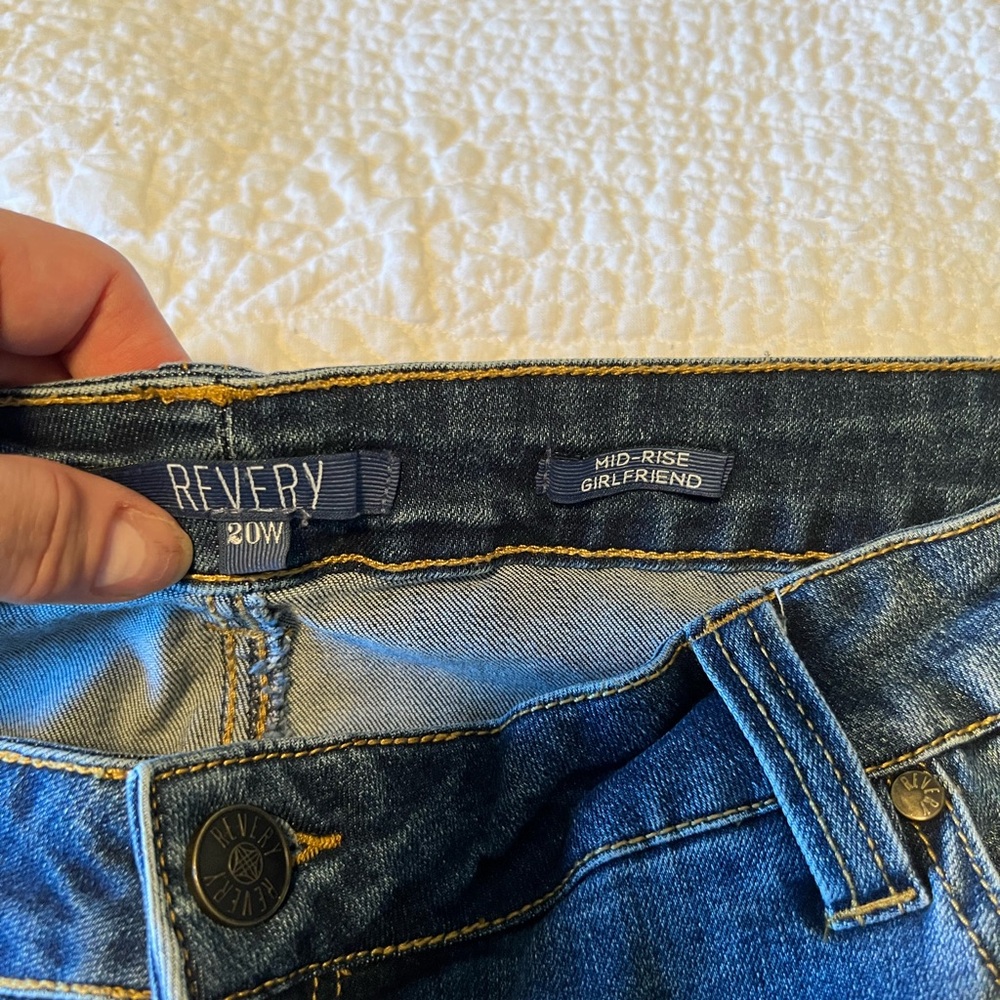 Revery Mid Rise Skinny - Picture 5 of 9